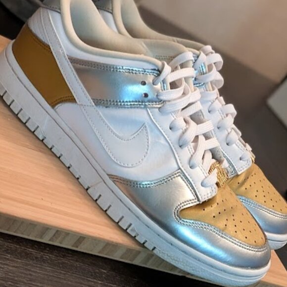 ⬇️PRICE DROP⬇️NIKE Dunks Low SE- Silver|Gold|Metallic Women's Sneakers - Picture 2 of 10